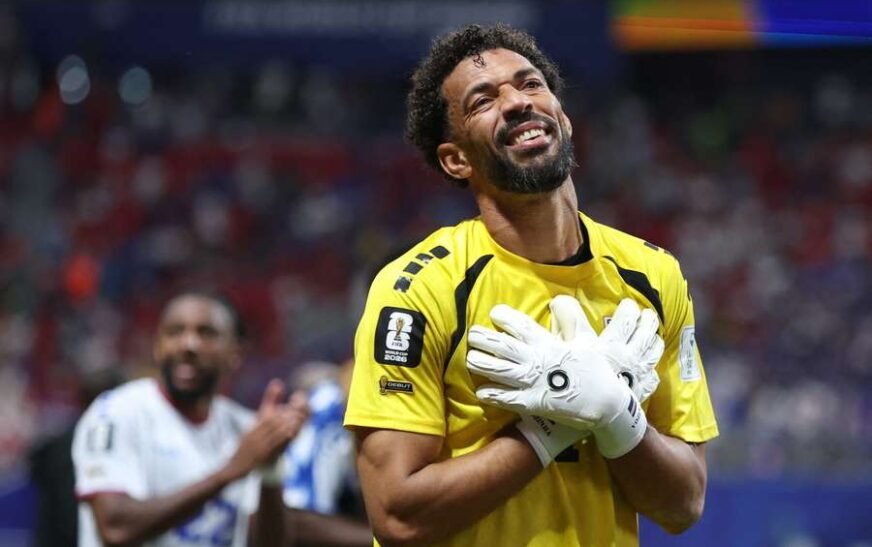 Transfer: Cape Verde goalkeeper, Vozinha joins new club after World Cup